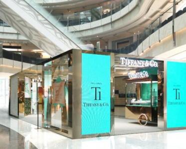 蒂芙尼T1 系列限时体验展登陆上海 万茜惊喜亮相，一起开启无可T代的摩登之旅